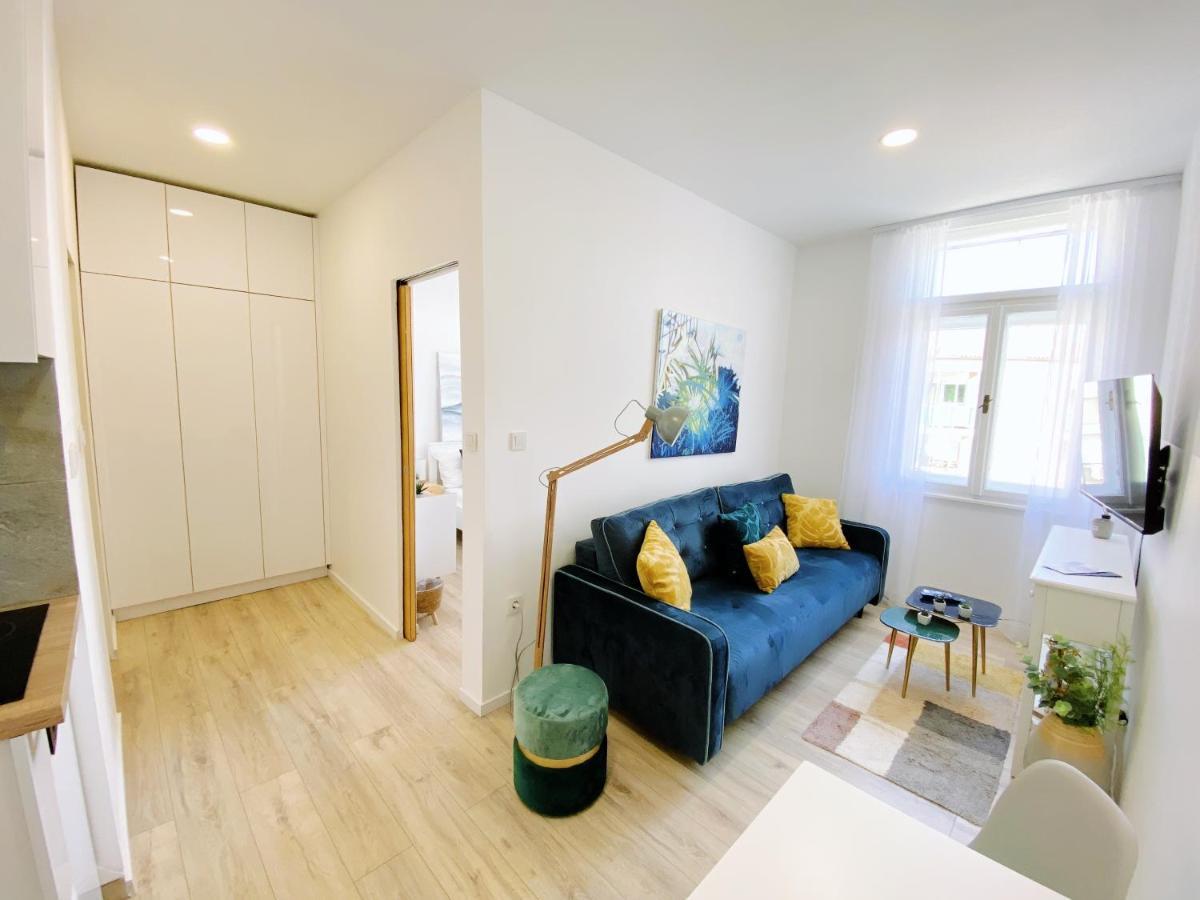 New Stylish & Modern Studio Apart - With Sea View Apartment Pula Exterior photo